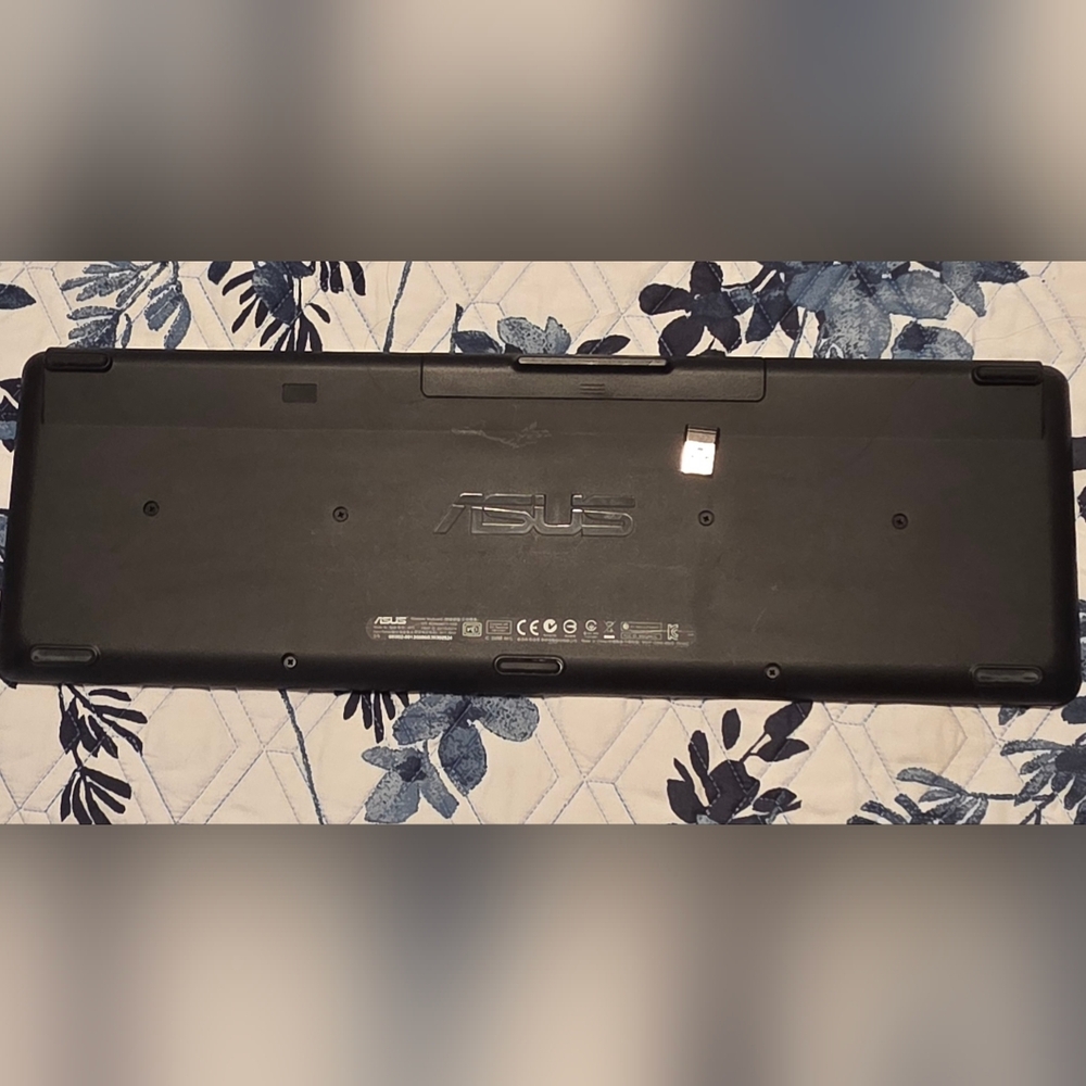 ASUS Wireless Full Size Keyboard w/ USB Receiver- Tested & Working - Picture 3 of 5